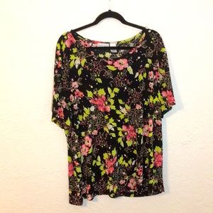 Women’s floral top